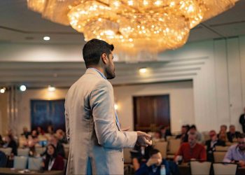 Four Steps to Earning Your First $200,000 in Consulting