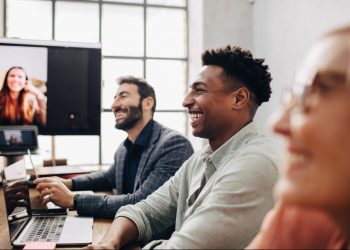 If You Want to Attract and Retain the Best Employees, You Need to Be Using This Tool