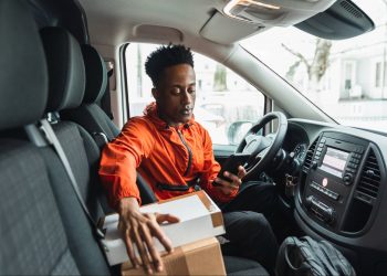 3 Traits that Turn a Side Hustle into Wealth