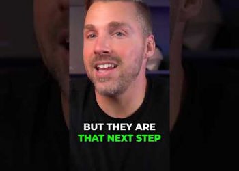 THIS kind of social media content works best #shorts