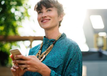 Customer Loyalty In The Digital Age: The Importance Of AI And Machine Learning