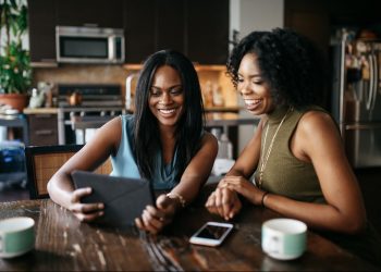 How to Capitalize on Current Trends to Get Featured In Media