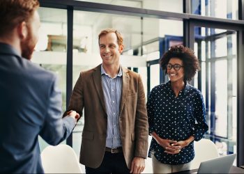 9 Ways a Venture Capitalist Can (and Should) Help Startup Founders After Closing the Deal