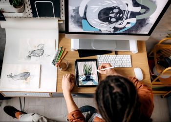 8 Easy Side Hustles To Start From the Comfort of Your Own Home