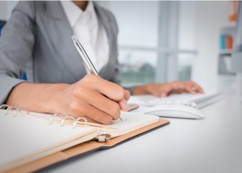 10 Experts Tell How to Get Great PR in Just 15 Minutes A Day