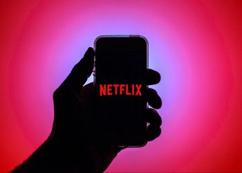‘Milking Us For Every Dollar Spent’: Netflix is Cracking Down on Password Sharing With New Fees and Customers Are Not Having It