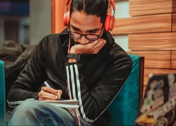 Read More with 90 Percent Off This Book Summary Service