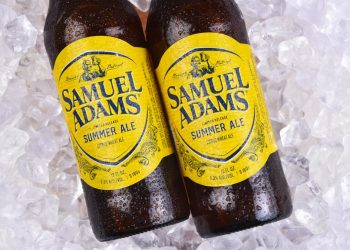 Should Investors Raise a Glass to Boston Beer Company?