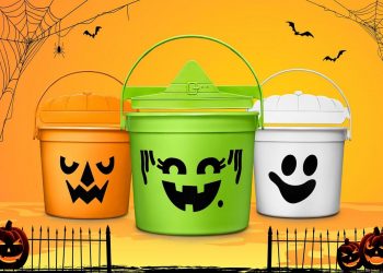 McDonald’s Workers Slammed With Rush for Halloween Pails