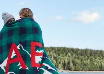 Inside American Eagle’s holiday social media strategy