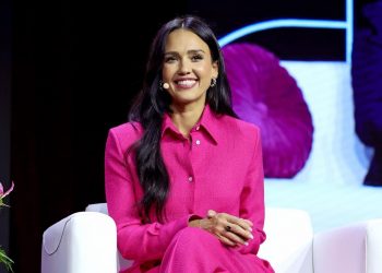 Video: Jessica Alba at the Star-Studded 8th Annual MAKERS Conference