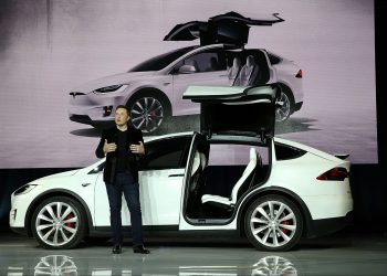 Elon Musk’s $56 Billion Tesla Pay Under Review in Delaware Court