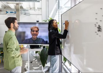 How Preventing Communication Breakdowns Boosts Productivity