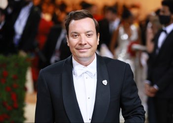 Jimmy Fallon Asks Elon Musk to Fix Hashtag Claiming He is Dead