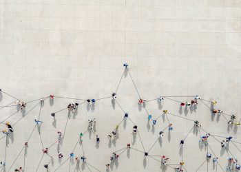 3 Ways You Can Harness The Benefits of Your Flat Organization for Growth