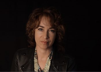 This Entrepreneur Is Using The Metaverse to Create an Immersive Lesbian Bar