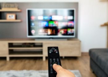 Paramount reorganizes ad sales structure amid declines