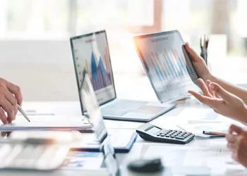 Put Your Business in the Driver’s Seat: 6 Key Reasons To Use PPC Advertising