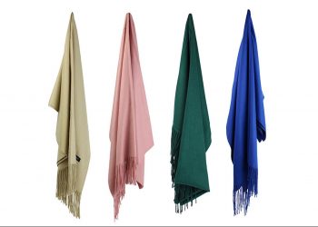 Last Chance to Grab This Scarf with Free Shipping