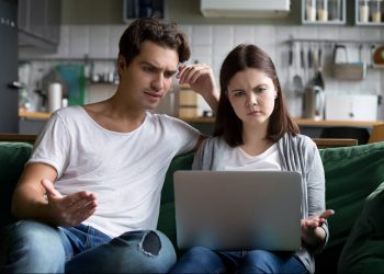 8 Ways You Can Save Yourself and Others From Being Scammed