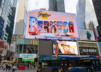 Bermuda Tourism launches 3D digital out-of-home in New York | MarTech