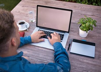 The Use of a Scrapbook As Design Inspiration For Graphic Artists