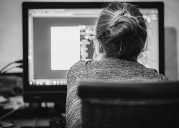 Web Graphic Designing: 6 (*6*) Tips That Will Help You Stand Out