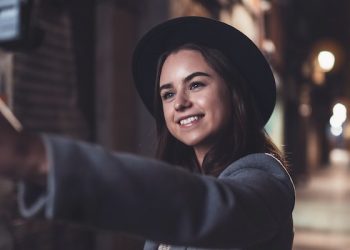 How to Create Killer Video Content for Travel Industry (with Video Ideas)