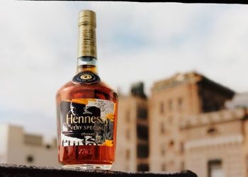 Hennessy, Nas (*50*) 50 years of hip-hop with AI-driven celebration