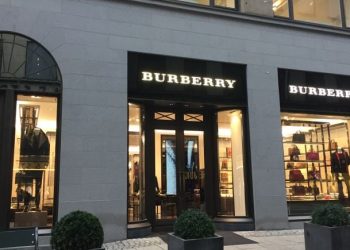 How luxury brands can drive results for paid ads on LinkedIn