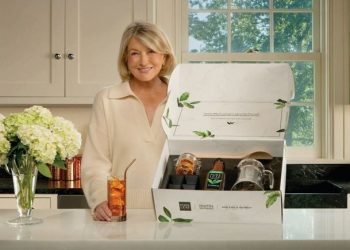 Martha Stewart argues against DIY in Pure Leaf campaign