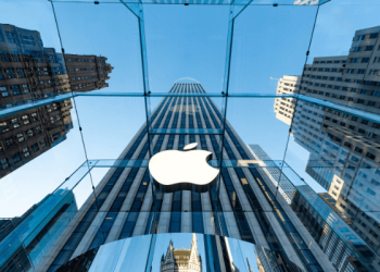 The Apple Marketing Playbook: Understanding the Psychology