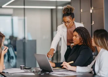 Merkle blends AI, human interaction for Intelligent Messaging tool