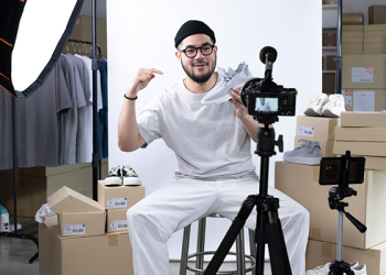 Maximizing Your Brand’s Reach: Leveraging Influencers in Marketing in 2024