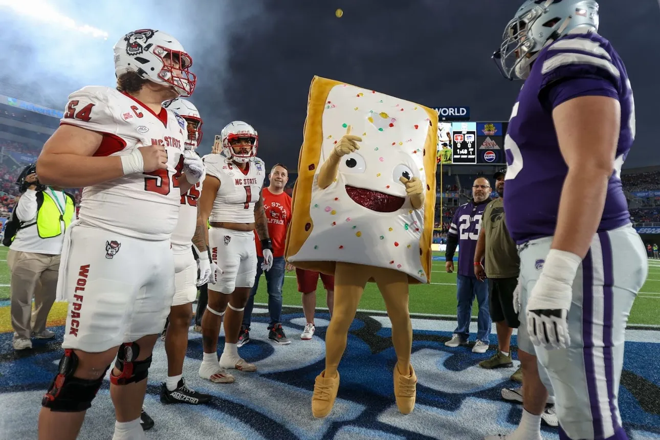 Pop-Tarts’ edible mascot eagerly anticipates its demise at a college bowl game sponsored by the brand.