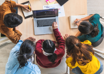 Digital Agency Website Templates: 11 Creative Examples & 4 Research-Based Insights