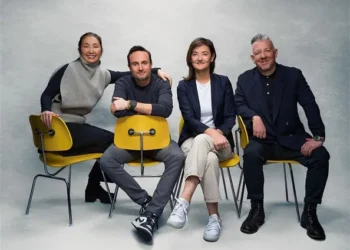 Publicis Worldwide and Leo Burnett merge to form Leo