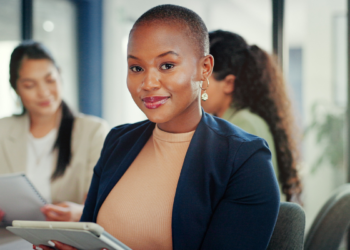 AI Agency Pricing Guide 2025: Models, Costs & Comparison with Digital Agencies