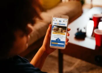 White Castle sponsors NIL-focused podcast to engage football fans