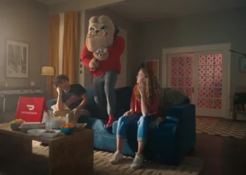 DoorDash boosts college football marketing with seasonal rewards, events