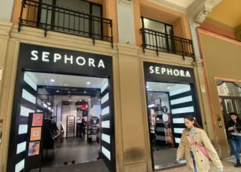 Sephora cozies up to beauty creators with new affiliate program