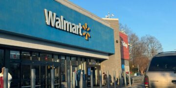 Walmart brings AI shopping to ChatGPT