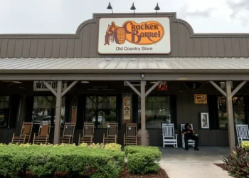 Cracker Barrel sacks brand consultancy, shuffles leadership