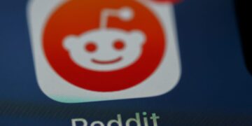 Reddit AI ad tools support community-led performance marketing