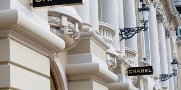 LinkedIn plans paid-for events to court the creator economy